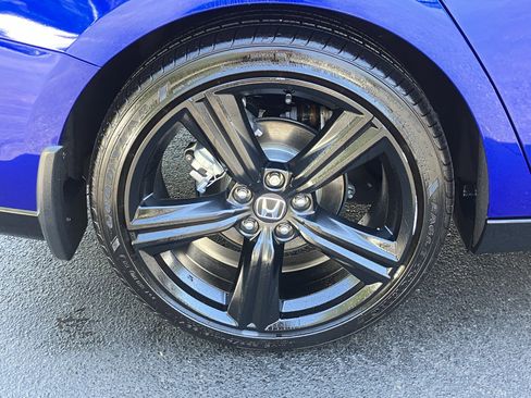 Used 2025 Honda Accord Sport image 13