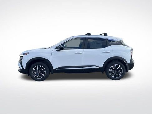 New 2026 Nissan Kicks SV w/ SV Premium Package image 2