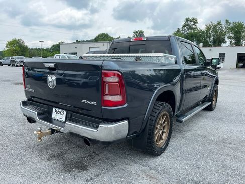 Used 2019 RAM 1500 Laramie AWD/4WD image 3