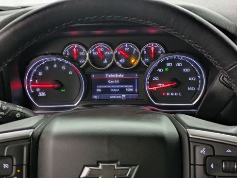 Used 2021 Chevrolet Silverado 1500 LT Trail Boss image 21