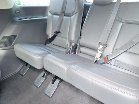 Used 2025 Ford Expedition Active image 18