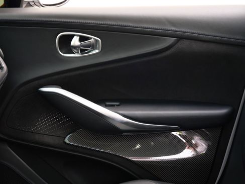 Used 2023 Aston Martin DBX 707 image 21