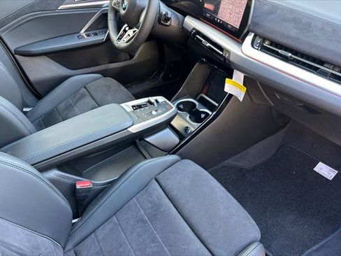 New 2026 BMW X1 xDrive28i w/ M Sport Package AWD/4WD image 15