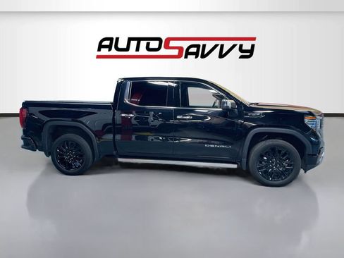 Used 2023 GMC Sierra 1500 Denali Ultimate AWD/4WD image 8