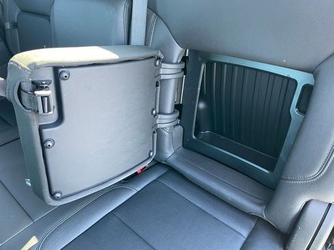 Used 2025 GMC Sierra 1500 SLT image 58