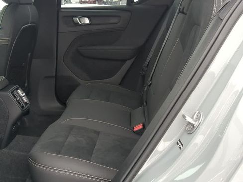 Used 2026 Volvo XC40 B5 Ultra w/ Protection Package Premier AWD/4WD image 19