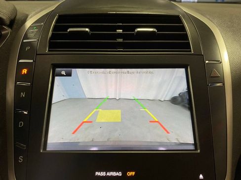 Used 2016 Lincoln MKZ FWD image 24