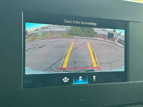 Used 2024 Mercedes-Benz Sprinter 2500 image 22