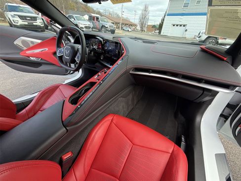 Used 2023 Chevrolet Corvette Stingray Preferred Cpe w/ 2LT image 28