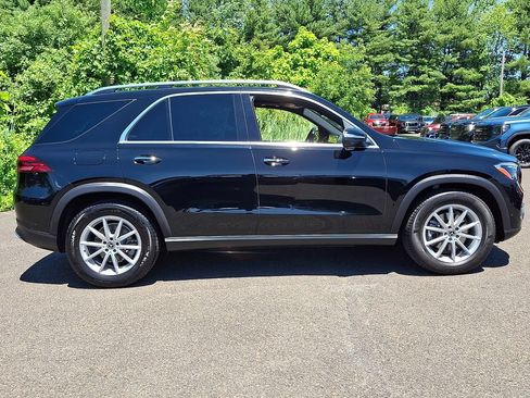 Used 2025 Mercedes-Benz GLE 350 4MATIC w/ Driver Assistance Package image 7