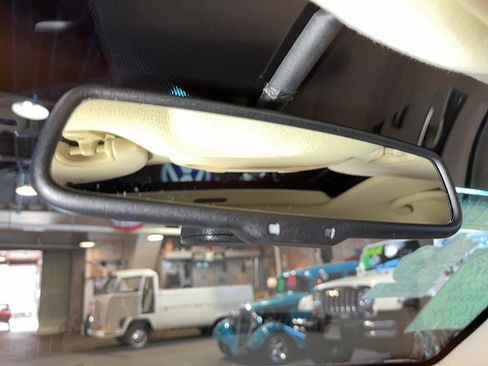 Used 2007 Lincoln Town Car Signature RWD image 40