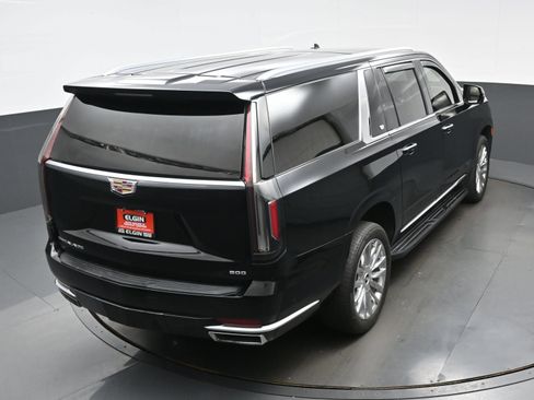 Used 2023 Cadillac Escalade ESV Premium Luxury AWD/4WD image 44