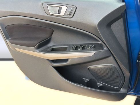 Used 2020 Ford EcoSport SE image 12