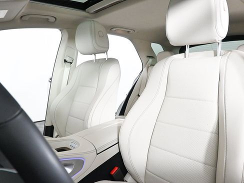 Certified 2025 Mercedes-Benz GLE 450e 4MATIC image 5