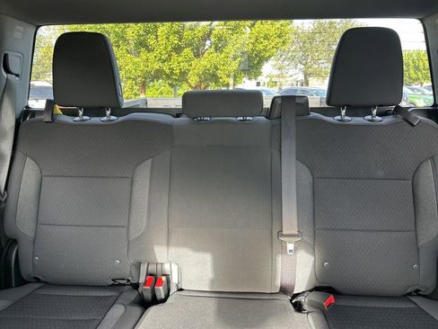 Used 2025 Chevrolet Silverado 1500 LT image 14