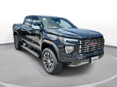 New 2026 GMC Canyon Denali