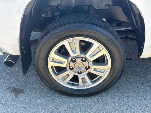 Used 2017 Toyota Tundra Platinum AWD/4WD image 41