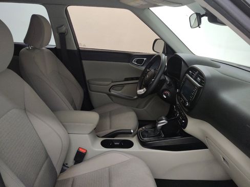 Used 2021 Kia Soul S image 21