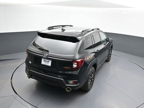 Certified 2023 Honda Passport TrailSport image 38