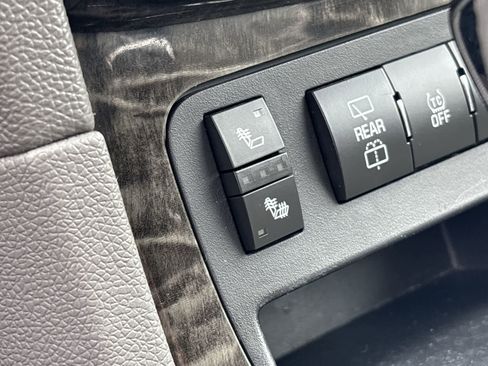 Used 2013 Buick Enclave Leather w/ Trailering Provision Package image 35