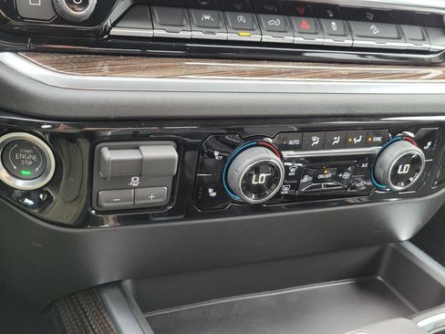 New 2026 Chevrolet Silverado 1500 RST w/ Dark Appearance Package image 18