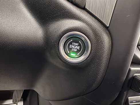 Used 2020 GMC Sierra 1500 Denali w/ Technology Package image 31