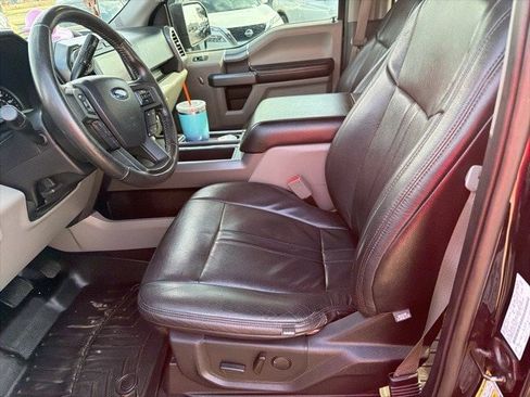 Used 2019 Ford F150 XLT w/ Equipment Group 302A Luxury image 7