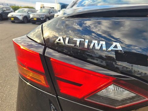 Certified 2022 Nissan Altima 2.5 S image 10