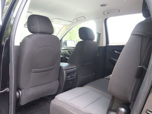 Used 2018 Chevrolet Traverse LS FWD image 42