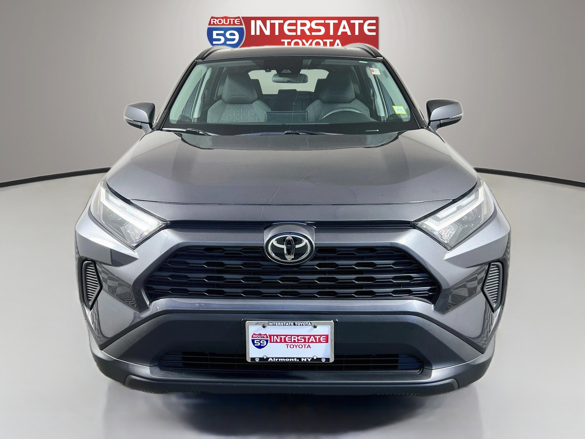 Used 2025 Toyota RAV4 XLE w/ Convenience Package AWD/4WD image 2