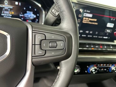 Used 2023 GMC Sierra 1500 Elevation image 16