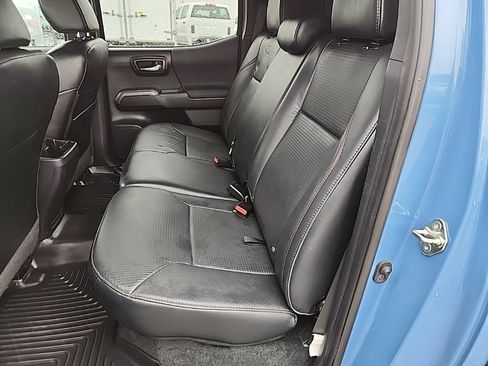 Used 2018 Toyota Tacoma TRD Pro AWD/4WD image 33