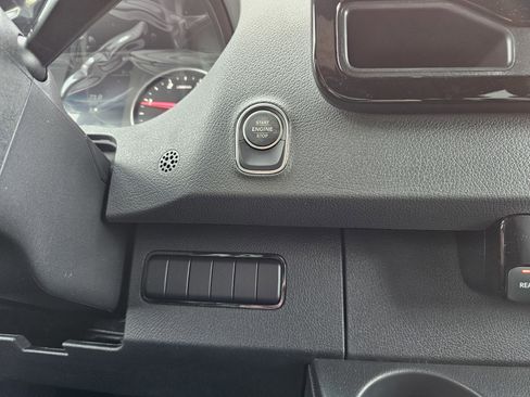 New 2025 Mercedes-Benz Sprinter 2500 image 36