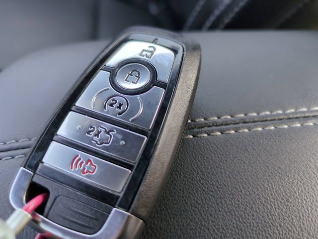 Used 2025 Ford Mustang GT Premium RWD image 29