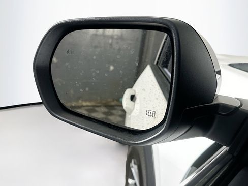 Used 2025 GMC Terrain Elevation AWD/4WD image 16