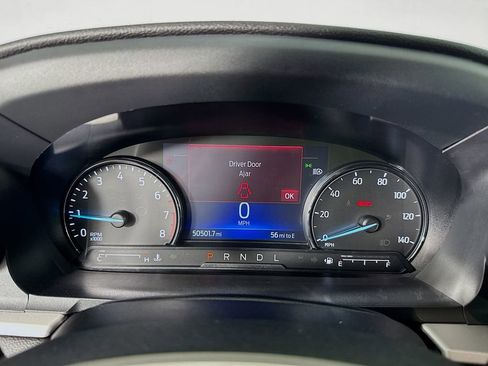 Used 2022 Ford Explorer XLT image 18