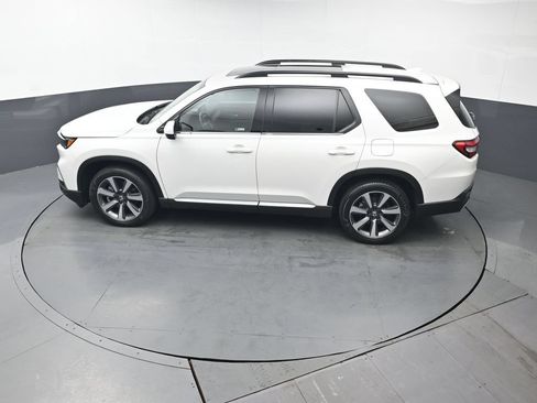 Used 2023 Honda Pilot Elite image 42