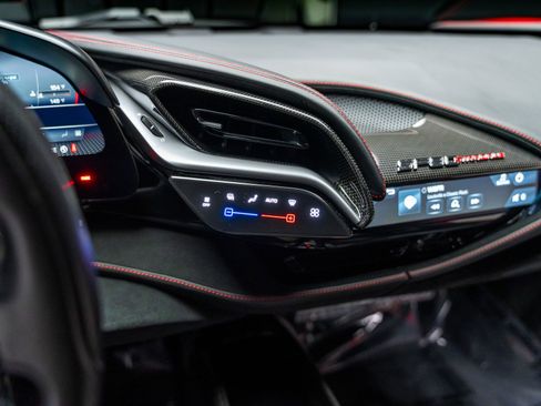 Used 2021 Ferrari SF90 Stradale image 81