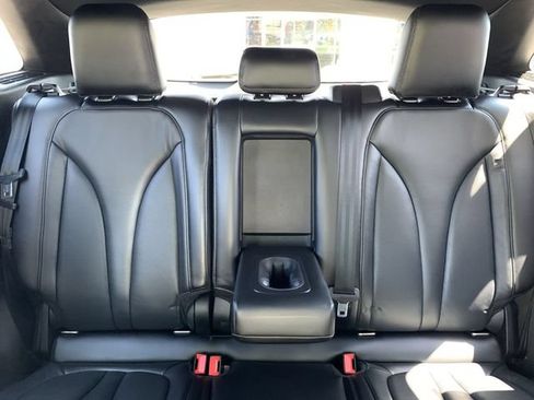 Used 2018 Lincoln MKC Select w/ Select Plus Package FWD image 30