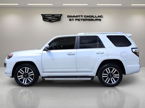 Used 2024 Toyota 4Runner Limited image 2