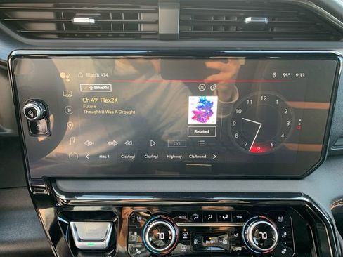 Used 2024 GMC Sierra 2500 AT4 w/ Technology Package image 24