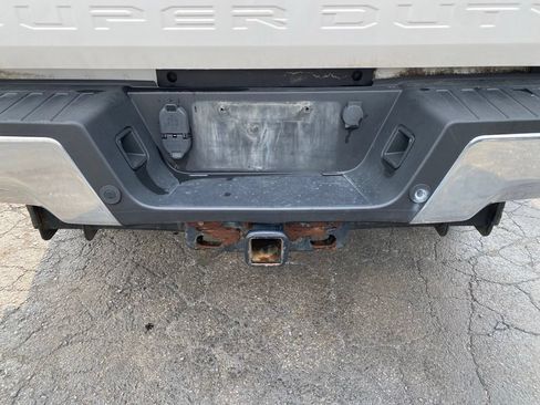 Used 2019 Ford F250 Lariat w/ Lariat Ultimate Package AWD/4WD image 4