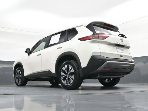 Used 2023 Nissan Rogue SV FWD image 33