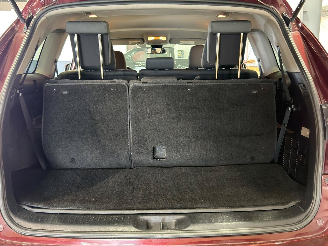 Used 2019 Toyota Highlander LE FWD image 23