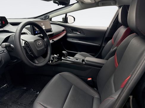 Used 2024 Toyota Prius Prime Premium w/ Advanced Technology Package image 10