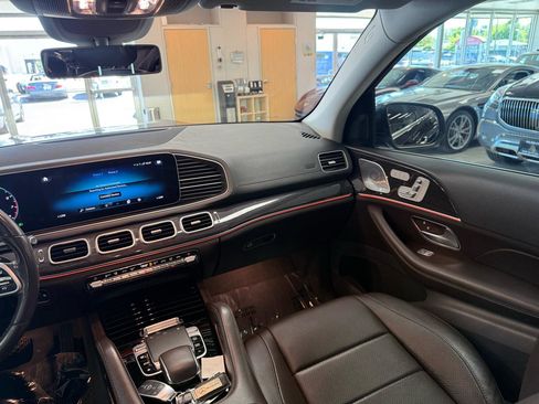 Used 2020 Mercedes-Benz GLS 450 4MATIC image 14