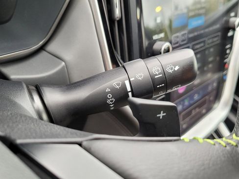 Certified 2025 Subaru Outback Onyx Edition image 33