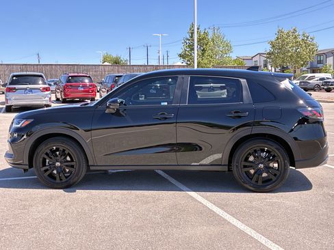 Certified 2026 Honda HR-V Sport image 3