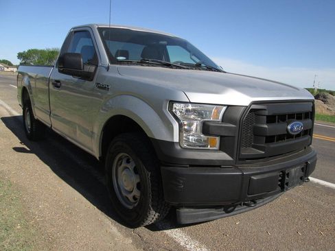 Used 2017 Ford F150 XL AWD/4WD image 4