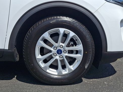 Certified 2021 Ford Escape SE FWD image 8